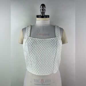 💚 3358. Textured Back Zip Crop Top